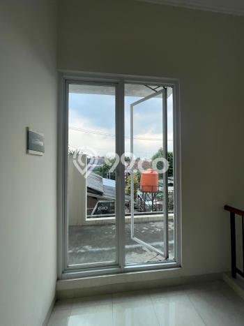 Dijual Hunian Rumah Terawat 3 KT di Cibubur, Depok Dijual Hunian Rumah Terawat 3 KT di Cibubur, Depok