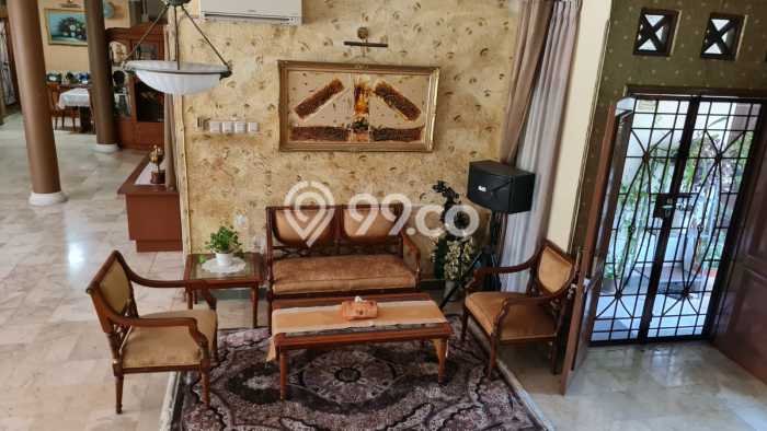 For Sale! Luxury House LT 400m2 Desain Elegan di Cibubur For Sale! Luxury House LT 400m2 Desain Elegan di Cibubur