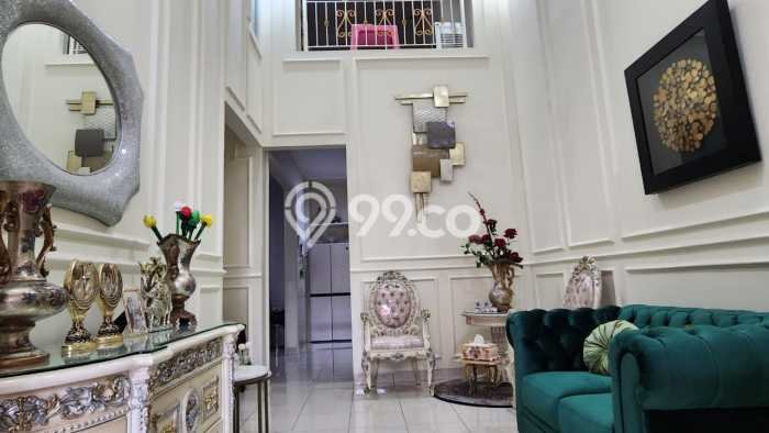Hunian Strategis 2 KT LB 110m2 Kondisi Bagus di Cibubur Hunian Strategis 2 KT LB 110m2 Kondisi Bagus di Cibubur