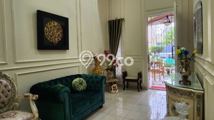 Hunian Strategis 2 KT LB 110m2 Kondisi Bagus di Cibubur Hunian Strategis 2 KT LB 110m2 Kondisi Bagus di Cibubur
