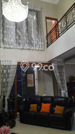 Ready to Use! Luxury House LT 376m2 Desain Elegan di Rawamangun Ready to Use! Luxury House LT 376m2 Desain Elegan di Rawamangun