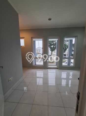 Rumah Elit Modern Tanpa Renovasi di Cibubur Bogor Rumah Elit Modern Tanpa Renovasi di Cibubur Bogor