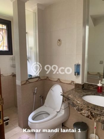 Jual Rumah Mewah Megah Dengan View Cantik di Cibubur, Jakarta Timur Jual Rumah Mewah Megah Dengan View Cantik di Cibubur, Jakarta Timur