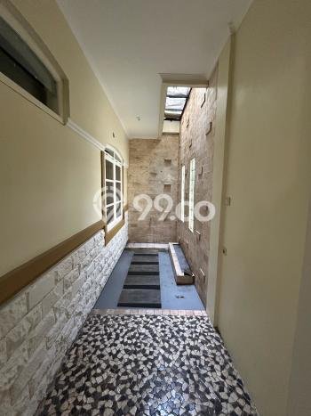 Rumah Modern 4 KT di Cibubur Bogor Unfurnished Rumah Modern 4 KT di Cibubur Bogor Unfurnished