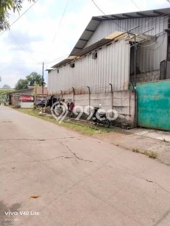 Gudang di Grand Wisata, Luas 400m2m², Area Komersial, Posisi Premium Gudang di Grand Wisata, Luas 400m2m², Area Komersial, Posisi Premium