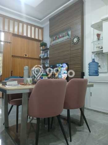 Rumah Luas Asri 3 KT Siap Pakai di Cibubur Bekasi Rumah Luas Asri 3 KT Siap Pakai di Cibubur Bekasi