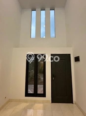 Dijual Rumah Eksklusif 2 KT di Raffles Hills, Jakarta Timur Dijual Rumah Eksklusif 2 KT di Raffles Hills, Jakarta Timur