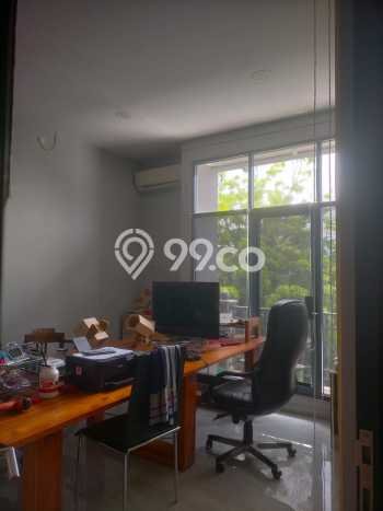 Unit Ruko Dijual di Jakarta Selatan LT 60m2 & LB 120m2 Unit Ruko Dijual di Jakarta Selatan LT 60m2 & LB 120m2