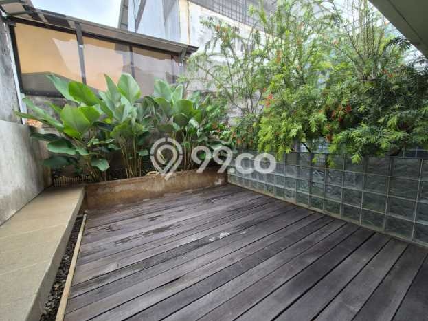 Rumah Luxury Modern Tanpa Renovasi di Permata Buana Jakarta Barat Rumah Luxury Modern Tanpa Renovasi di Permata Buana Jakarta Barat
