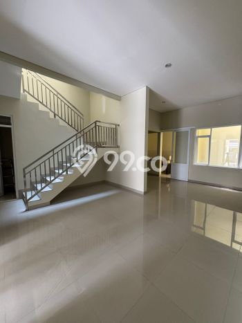Rumah Luxury Modern Tanpa Renovasi di Taman Ratu Jakarta Barat Rumah Luxury Modern Tanpa Renovasi di Taman Ratu Jakarta Barat