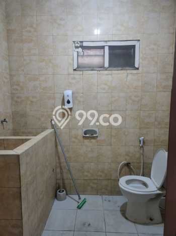 Rumah 6 KT 4 KM LT 279m2m², LB 250m2m² di , Surabaya Rumah 6 KT 4 KM LT 279m2m², LB 250m2m² di , Surabaya