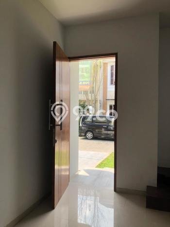 Rumah LT 84m2m² Akses Strategis di Kawasan Elite Citraland, Surabaya Rumah LT 84m2m² Akses Strategis di Kawasan Elite Citraland, Surabaya
