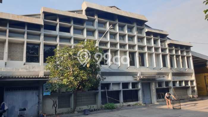 INVESTASI MENGUNTUNGKAN! Gudang di Kenjeran, Luas 2500m2m², Kawasan Bisnis INVESTASI MENGUNTUNGKAN! Gudang di Kenjeran, Luas 2500m2m², Kawasan Bisnis