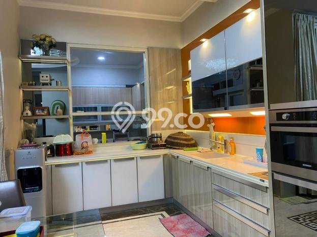 HOT PROPERTY! Rumah Premium area Dukuh Pakis, Luas 420m2m² Bangunan 725m2m² HOT PROPERTY! Rumah Premium area Dukuh Pakis, Luas 420m2m² Bangunan 725m2m²