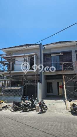 Rumah Lokasi Strategis di Semolowaru, Surabaya, LT 78m2m² Bangunan 118m2m² Rumah Lokasi Strategis di Semolowaru, Surabaya, LT 78m2m² Bangunan 118m2m²