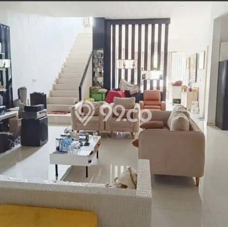 Rumah di , Surabaya, Luas 350m2m² Bangunan 420m2m² Rumah di , Surabaya, Luas 350m2m² Bangunan 420m2m²