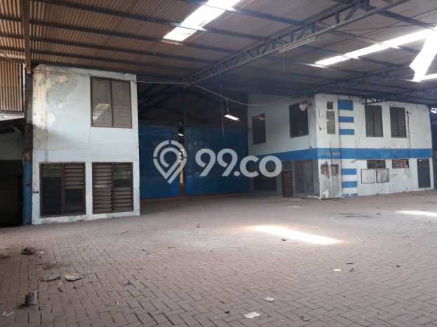 Gudang Strategis Kawasan , Luas 1950m2m², Posisi Mainroad Gudang Strategis Kawasan , Luas 1950m2m², Posisi Mainroad