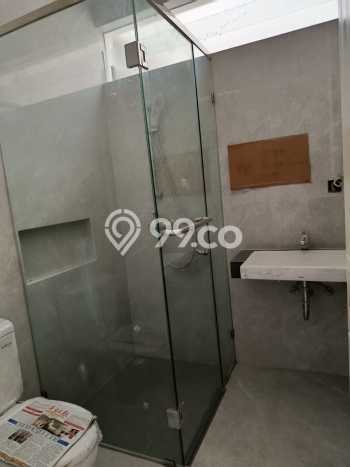 Rumah Siap Disurvey di , Surabaya, Luas 162m2m² LB 255m2m² Rumah Siap Disurvey di , Surabaya, Luas 162m2m² LB 255m2m²