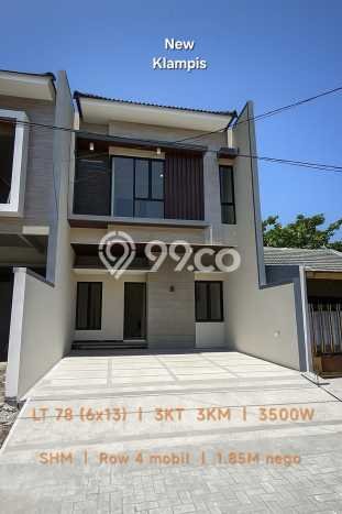 Rumah SUPER MEWAH! di , Surabaya, Luas 78m2m² LB 118m2m², HARGA SPESIAL Rumah SUPER MEWAH! di , Surabaya, Luas 78m2m² LB 118m2m², HARGA SPESIAL