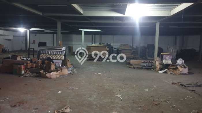INVESTASI MENGUNTUNGKAN! Gudang di Kenjeran, Luas 2500m2m², Kawasan Bisnis INVESTASI MENGUNTUNGKAN! Gudang di Kenjeran, Luas 2500m2m², Kawasan Bisnis