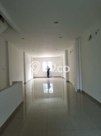 Ruko Bagus Dijual LB 230m2 Lokasi Strategis Jakarta Barat Area Cocok untuk Bisnis Ruko Bagus Dijual LB 230m2 Lokasi Strategis Jakarta Barat Area Cocok untuk Bisnis