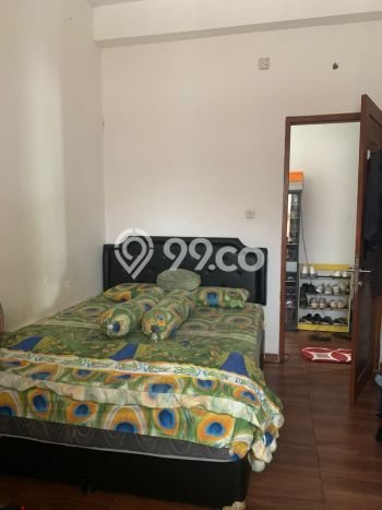 Dijual Hunian Rumah Terawat 6 Kamar di Tangerang Kota, Tangerang Dijual Hunian Rumah Terawat 6 Kamar di Tangerang Kota, Tangerang