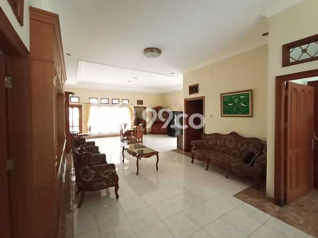 Dijual Rumah Luas Elegan Dengan View Eksklusif di Taman Yasmin, Bogor Dijual Rumah Luas Elegan Dengan View Eksklusif di Taman Yasmin, Bogor