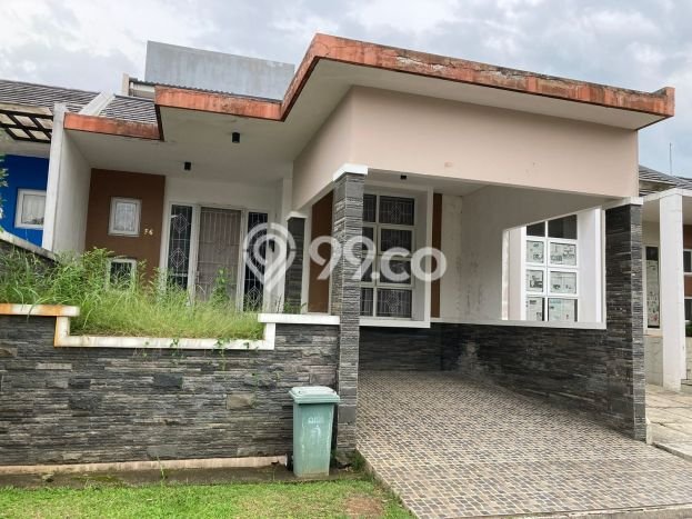Lokasi strategis! Rumah siap pakai disewakan di Bogor Selatan LB 180m2 Lokasi strategis! Rumah siap pakai disewakan di Bogor Selatan LB 180m2