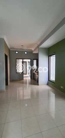 Rumah Modern Cantik 4 KT Bisa Langsung Pindah di Bogor Selatan Rumah Modern Cantik 4 KT Bisa Langsung Pindah di Bogor Selatan