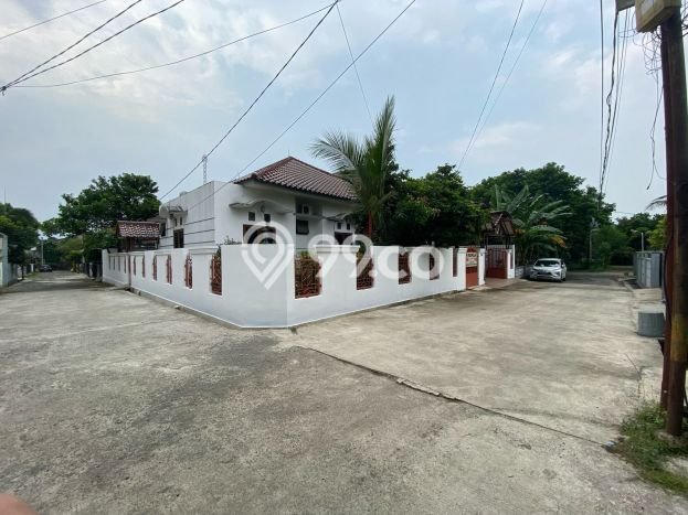 Hunian Mewah LB 300m2 Siap Pakai Desain Elegan di Tanah Baru, Bogor Hunian Mewah LB 300m2 Siap Pakai Desain Elegan di Tanah Baru, Bogor