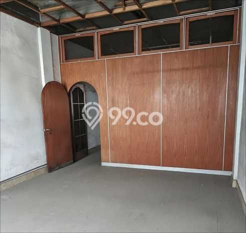 Disewakan Ruko komersial di Medan Barat luas bangunan 256m2 Disewakan Ruko komersial di Medan Barat luas bangunan 256m2