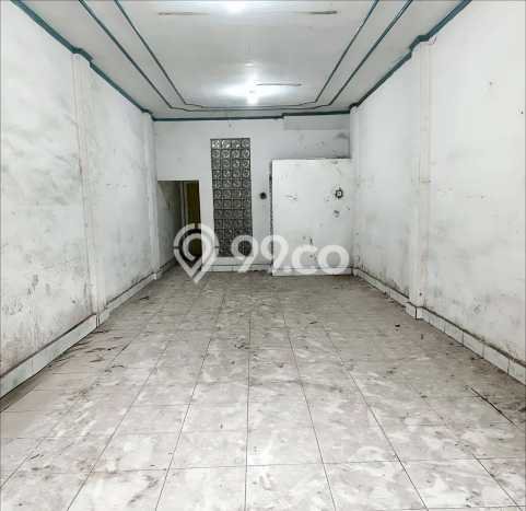 LOKASI STRATEGIS! Ruko Kawasan Medan Area, Luas 174m², Pusat Bisnis, Mainroad LOKASI STRATEGIS! Ruko Kawasan Medan Area, Luas 174m², Pusat Bisnis, Mainroad