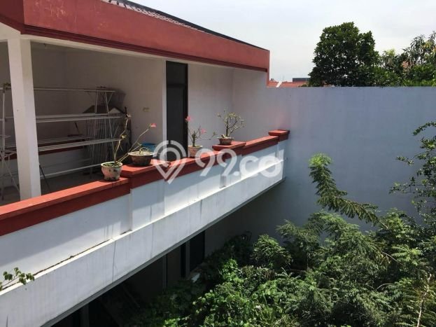 Rumah Eksklusif Siap Huni LT 480m2 di Mulyorejo, Surabaya Rumah Eksklusif Siap Huni LT 480m2 di Mulyorejo, Surabaya