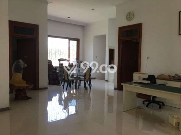 Rumah Luxury Modern Siap Huni di Semolowaru Surabaya Rumah Luxury Modern Siap Huni di Semolowaru Surabaya