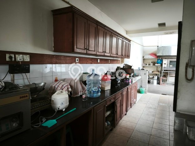 Dijual Cepat Rumah Minimalis & Modern LB 120m2 di Kemang Pratama Dijual Cepat Rumah Minimalis & Modern LB 120m2 di Kemang Pratama