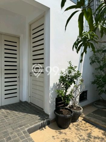 Rumah Luxury Modern Siap Huni di Pluit Jakarta Utara Rumah Luxury Modern Siap Huni di Pluit Jakarta Utara