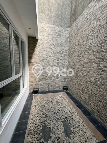Rumah Luxury Modern Siap Huni di Pluit Jakarta Utara Rumah Luxury Modern Siap Huni di Pluit Jakarta Utara