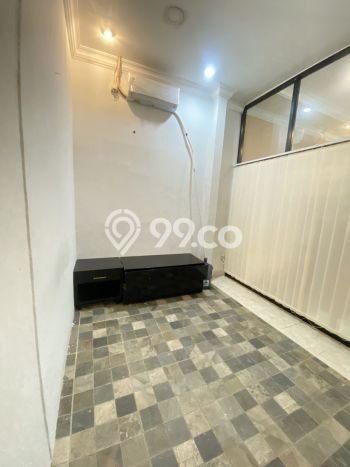 Rumah Luxury Modern Tanpa Renovasi di Pejaten Jakarta Selatan Rumah Luxury Modern Tanpa Renovasi di Pejaten Jakarta Selatan