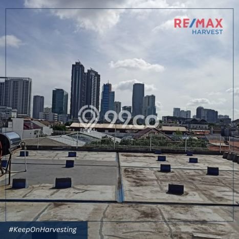 Rumah Mewah LB 700m2 Siap Huni Desain Elegan di Setiabudi, Jakarta Selatan Rumah Mewah LB 700m2 Siap Huni Desain Elegan di Setiabudi, Jakarta Selatan