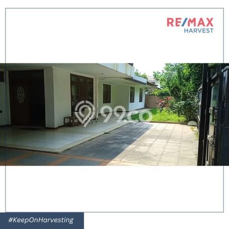 Rumah Elit Modern Tanpa Renovasi di Bintaro Jakarta Selatan Rumah Elit Modern Tanpa Renovasi di Bintaro Jakarta Selatan