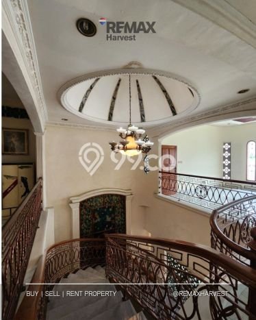 Rumah Elit Modern Tanpa Renovasi di Taman Ratu Jakarta Barat Rumah Elit Modern Tanpa Renovasi di Taman Ratu Jakarta Barat