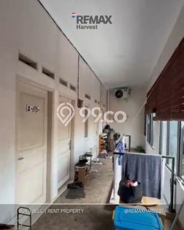 Rumah Eksklusif Siap Huni LT 215m2 di Kebon Jeruk, Jakarta Barat Rumah Eksklusif Siap Huni LT 215m2 di Kebon Jeruk, Jakarta Barat