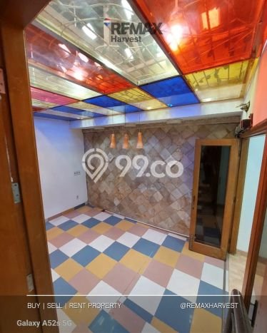 Rumah Elit LB 300m2 Siap Huni Desain Elegan di Tanjung Duren, Jakarta Barat Rumah Elit LB 300m2 Siap Huni Desain Elegan di Tanjung Duren, Jakarta Barat