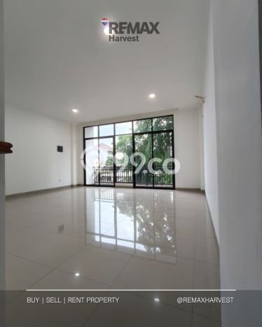 Paling Diincar! Ruko Dijual di Taman Ratu Harga Kompetitif Paling Diincar! Ruko Dijual di Taman Ratu Harga Kompetitif
