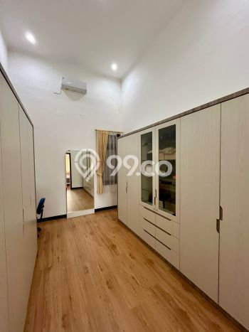 Jual Rumah Mewah Elegan Dengan View Eksklusif di Tanah Mas, Semarang Jual Rumah Mewah Elegan Dengan View Eksklusif di Tanah Mas, Semarang