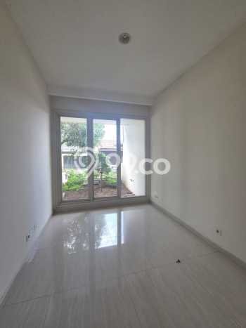 Jual Rumah Luas Megah Dengan View Cantik di Candi Golf, Semarang Jual Rumah Luas Megah Dengan View Cantik di Candi Golf, Semarang
