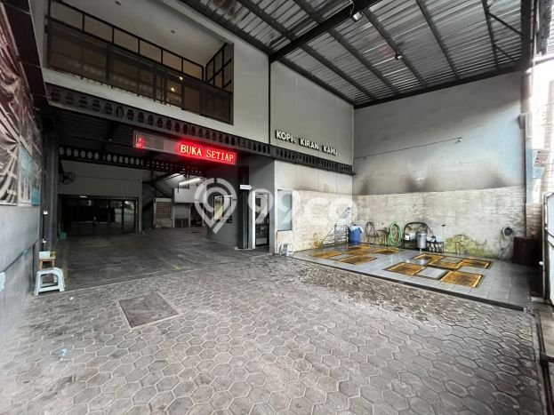 Komersial Dijual di Semarang LT 325m2 & LB 550m2 Lokasi Terbaik! Komersial Dijual di Semarang LT 325m2 & LB 550m2 Lokasi Terbaik!