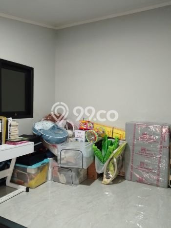 Rumah Modern 2 KT LT 100m2 di Tanah Mas Rumah Modern 2 KT LT 100m2 di Tanah Mas
