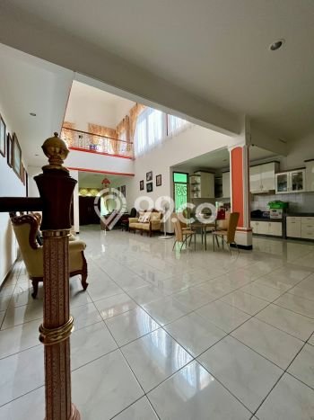 Jual Rumah Mewah Elegan Dengan View Eksklusif di Tanah Mas, Semarang Jual Rumah Mewah Elegan Dengan View Eksklusif di Tanah Mas, Semarang