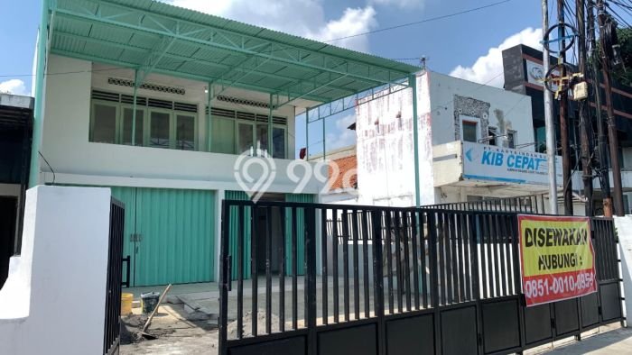 Ruko Disewakan di Semarang Barat, Luas 234m2m², Lokasi Strategis Ruko Disewakan di Semarang Barat, Luas 234m2m², Lokasi Strategis